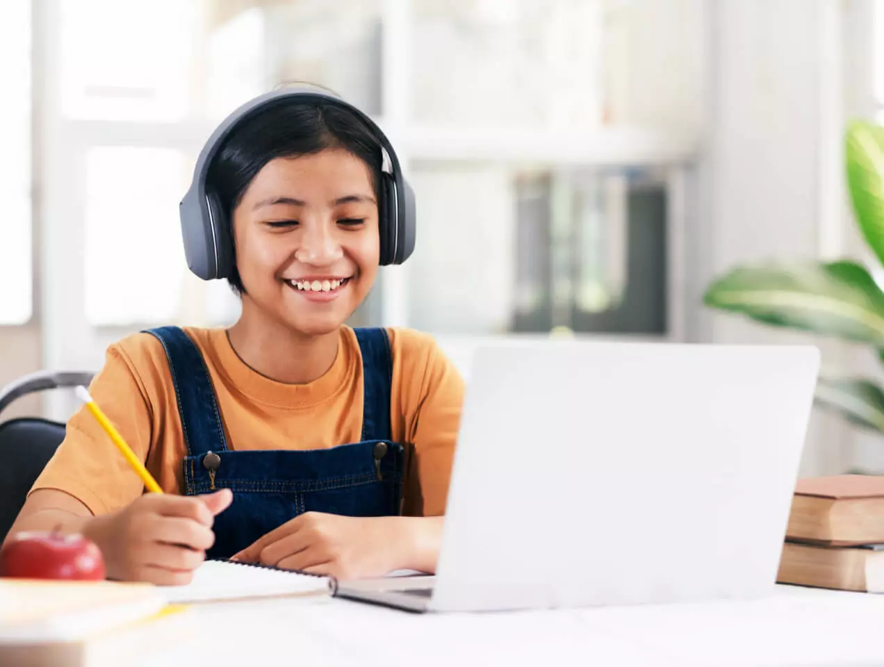 Can Online School Close The Covid -19 Gap For Students